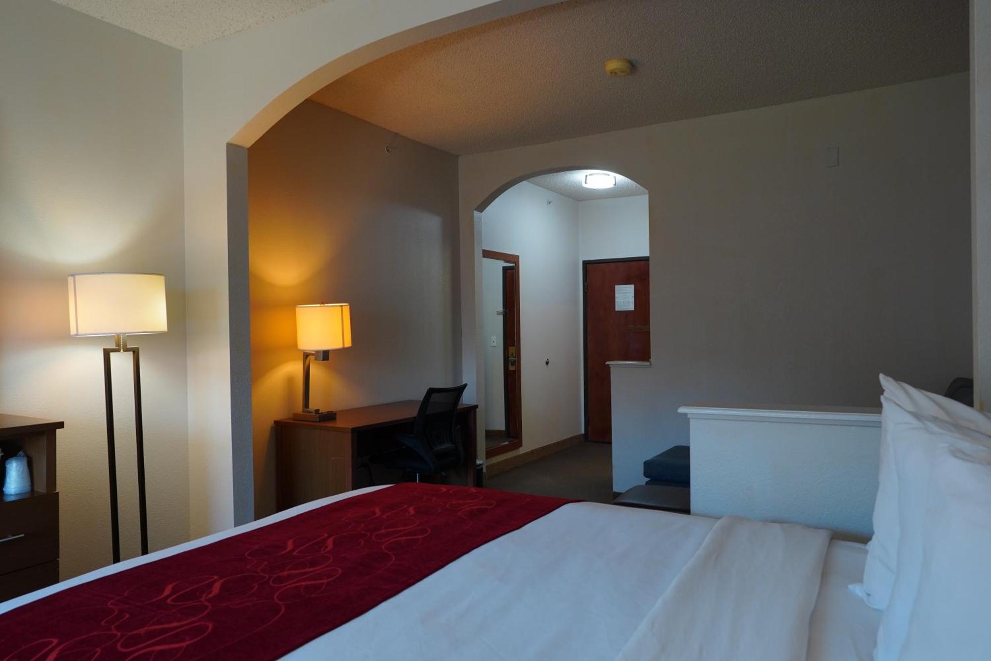 Comfort Bush Intercontinental Airport Houston